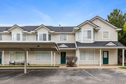 Townhouse For Sale - 1629 Sara Ln<br/> Weber County, Ogden, UT 84404