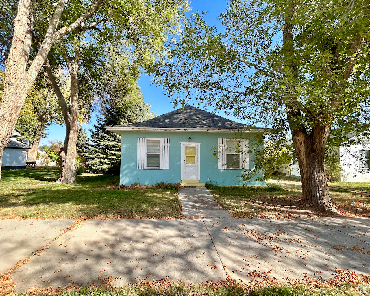 33 S State St, Roosevelt, Utah image 1