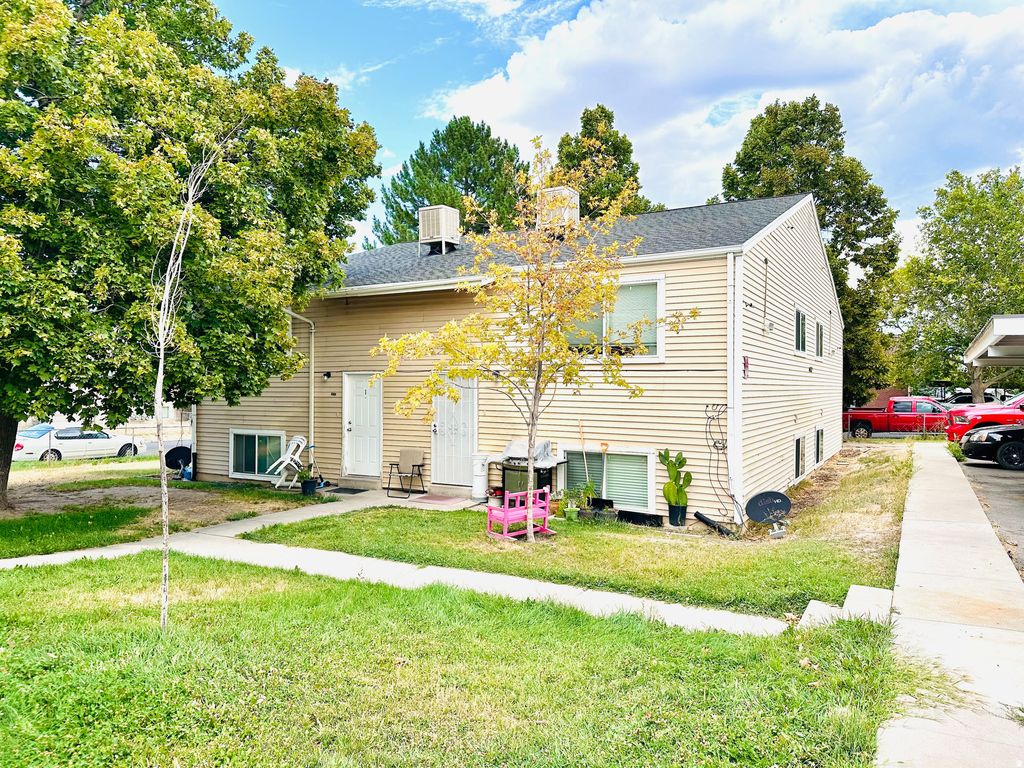 Photo of 4632 S ARLINGTON PARK DR, West Valley City, UT 84120 (MLS # 2170030)