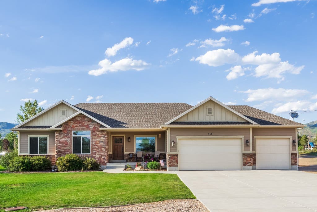 Photo of 454 W 4200 N, Oakley, UT 84055 (MLS # 2180432)