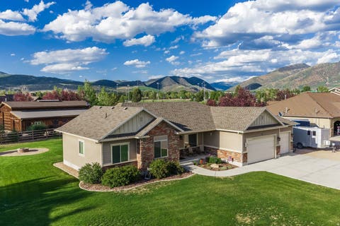 Tiny photo for 454 W 4200 N, Oakley, UT 84055 (MLS # 2180432)