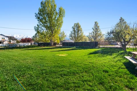 Photo of 49 N 2830 W #3, Provo, UT 84601 (MLS # 2148476)