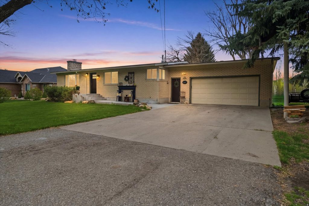 Photo of 650 S CENTER ST, Wellsville, UT 84339 (MLS # 2151198)