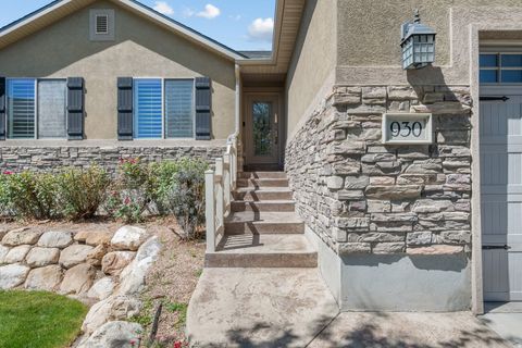 Photo of 930 S 840 W, Lehi, UT 84043 (MLS # 2156442)