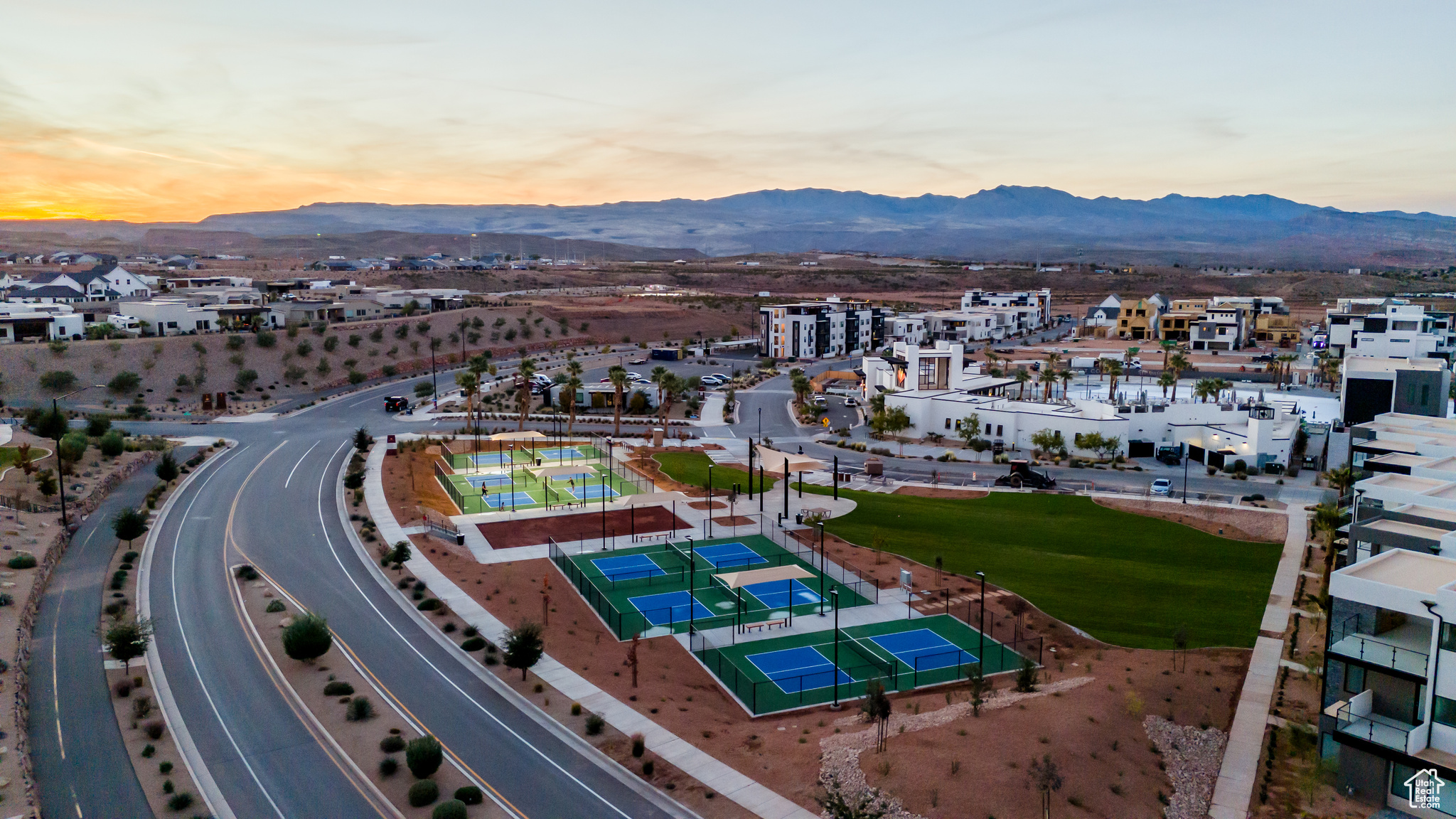 DESERT COLOR RESORT PH 2A 1ST AMD - Residential