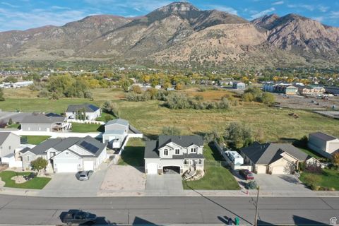 Photo of 1368 N 200 E, Harrisville, UT 84404 (MLS # 2117820) Photo of 1368 N 200 E, Harrisville, UT 84404 (MLS # 2117820)