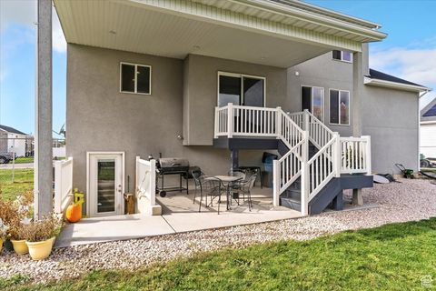 Tiny photo for 1368 N 200 E, Harrisville, UT 84404 (MLS # 2117820)
