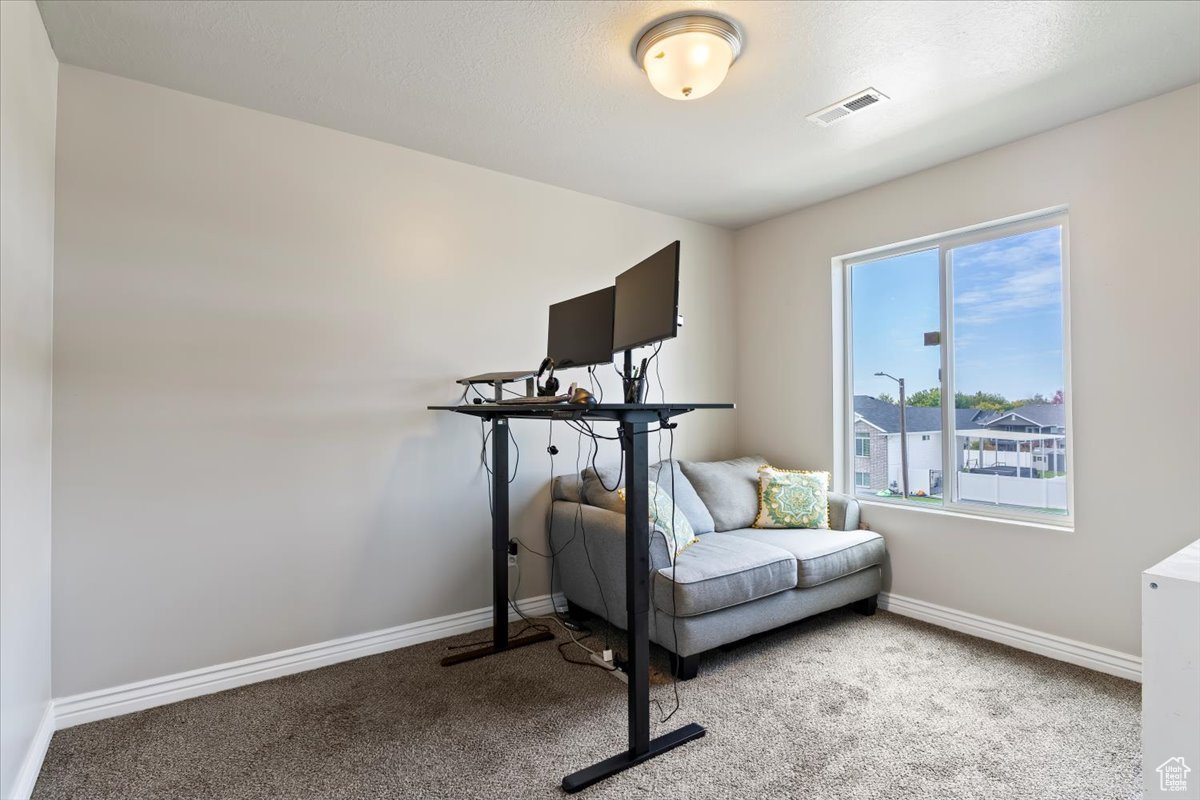 PLUSH NEST - Residential