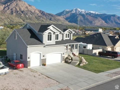 Tiny photo for 1368 N 200 E, Harrisville, UT 84404 (MLS # 2117820)