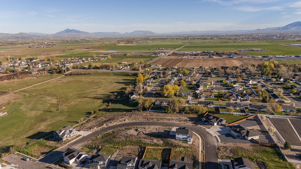 MT STERLING FARMS - Land