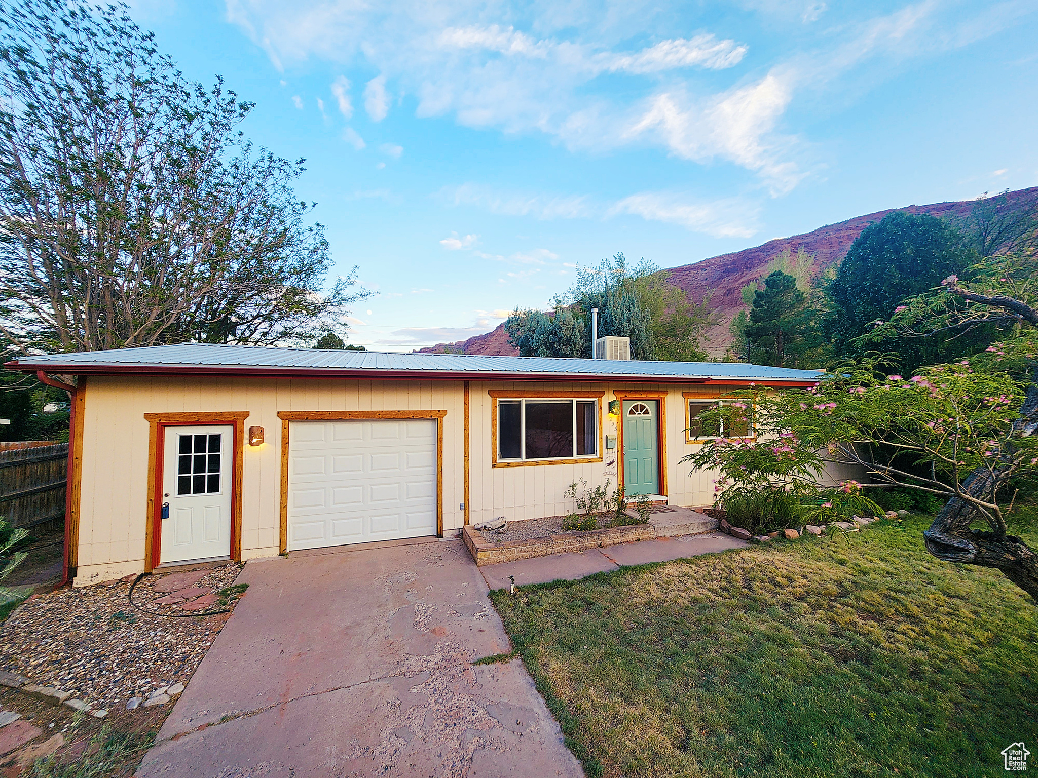 233 Aspen Ave, Moab, Utah image 1