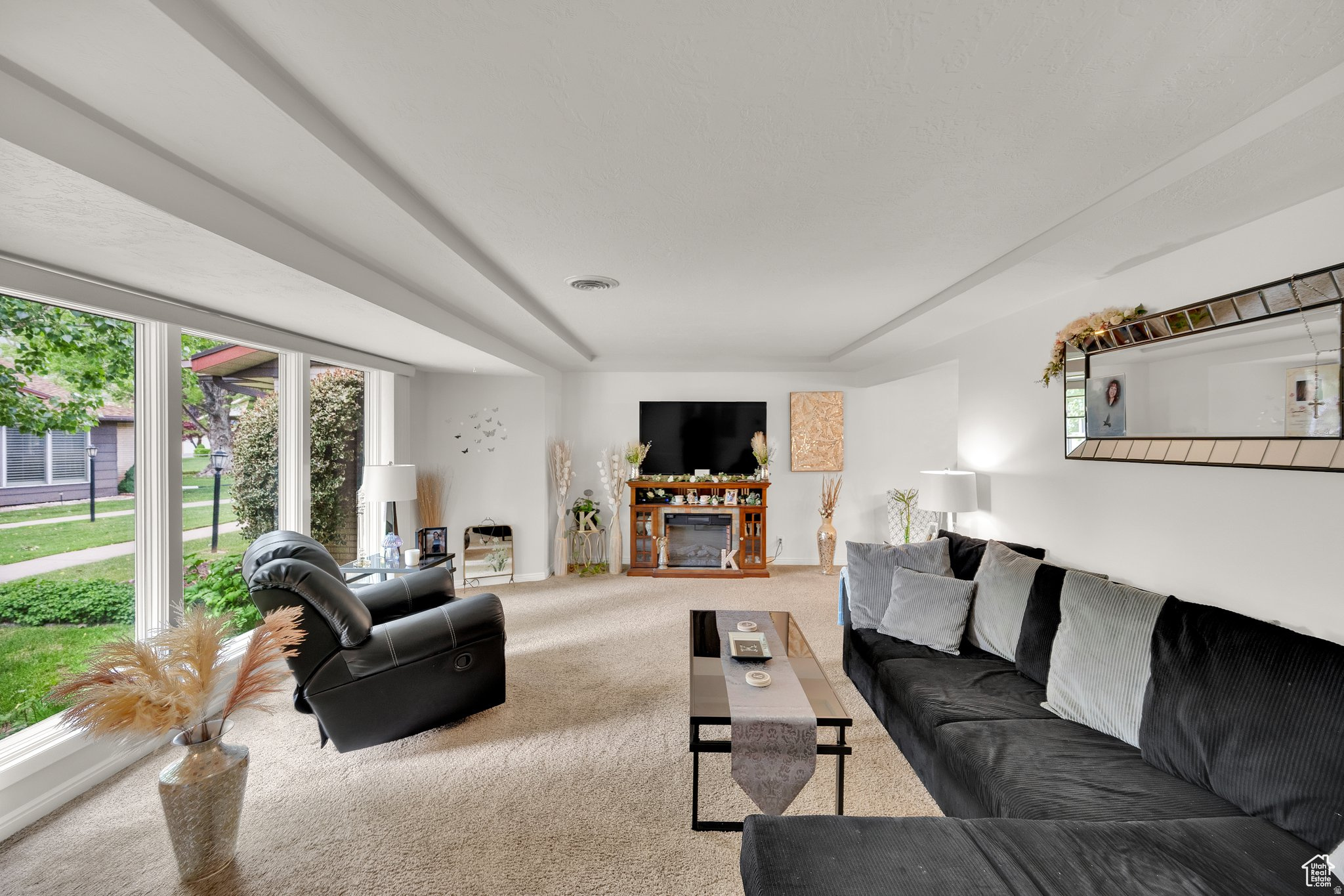 EMERALD HILLS - Residential