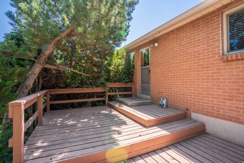 Tiny photo for 265 E 600 N, Mapleton, UT 84664 (MLS # 2141070)