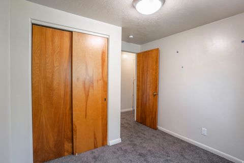 Tiny photo for 265 E 600 N, Mapleton, UT 84664 (MLS # 2141070)