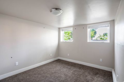 Tiny photo for 265 E 600 N, Mapleton, UT 84664 (MLS # 2141070)