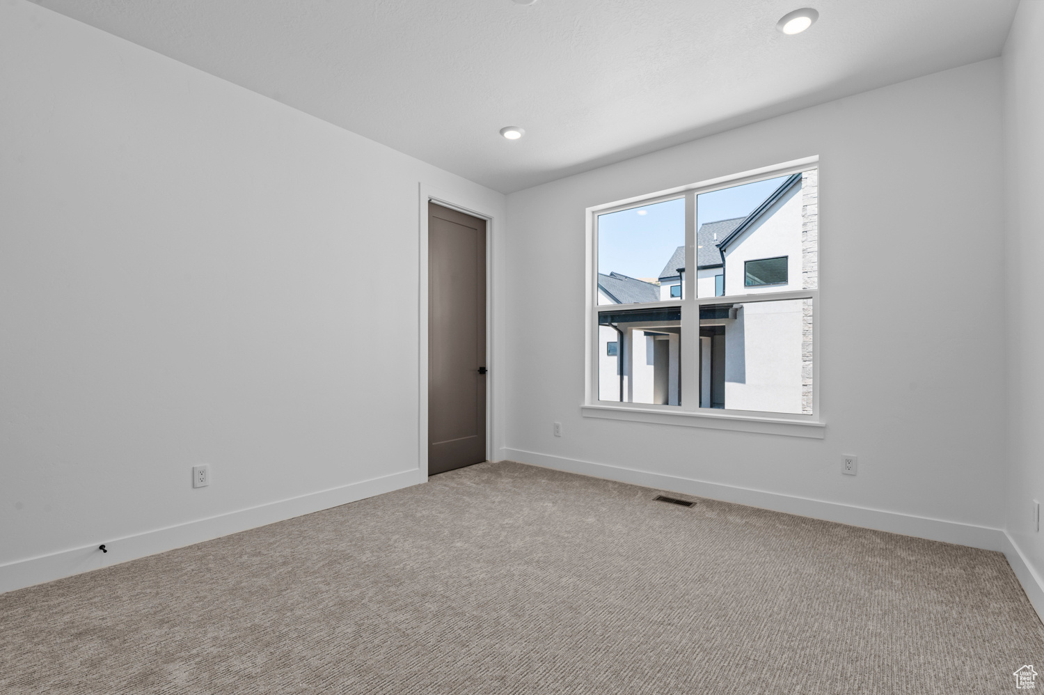 INVERNESS BY D.R. HORTON - Residential