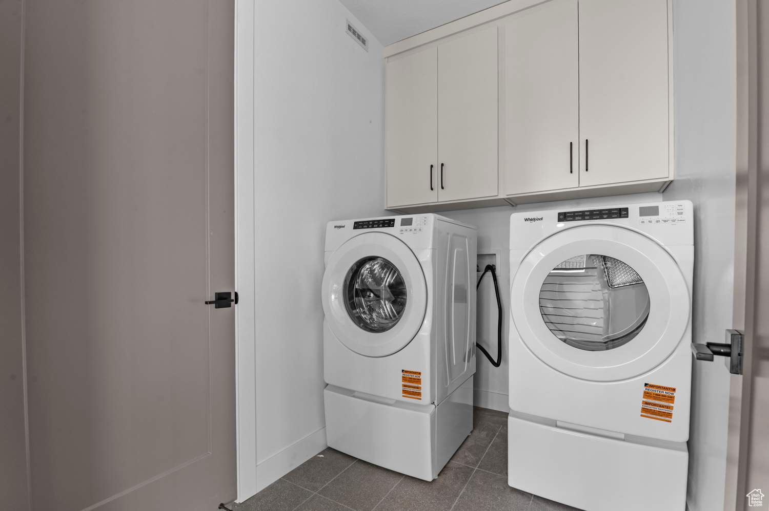 INVERNESS BY D.R. HORTON - Residential