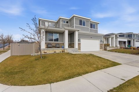 Tiny photo for 1140 W CANTLE DR S, Bluffdale, UT 84065 (MLS # 2136695)