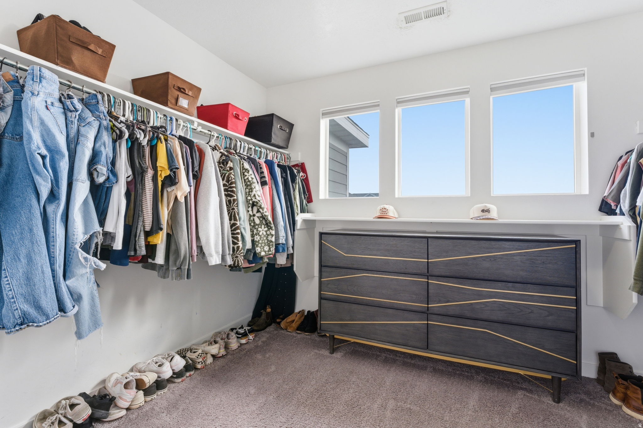 DAY RANCH ESTATES - Residential