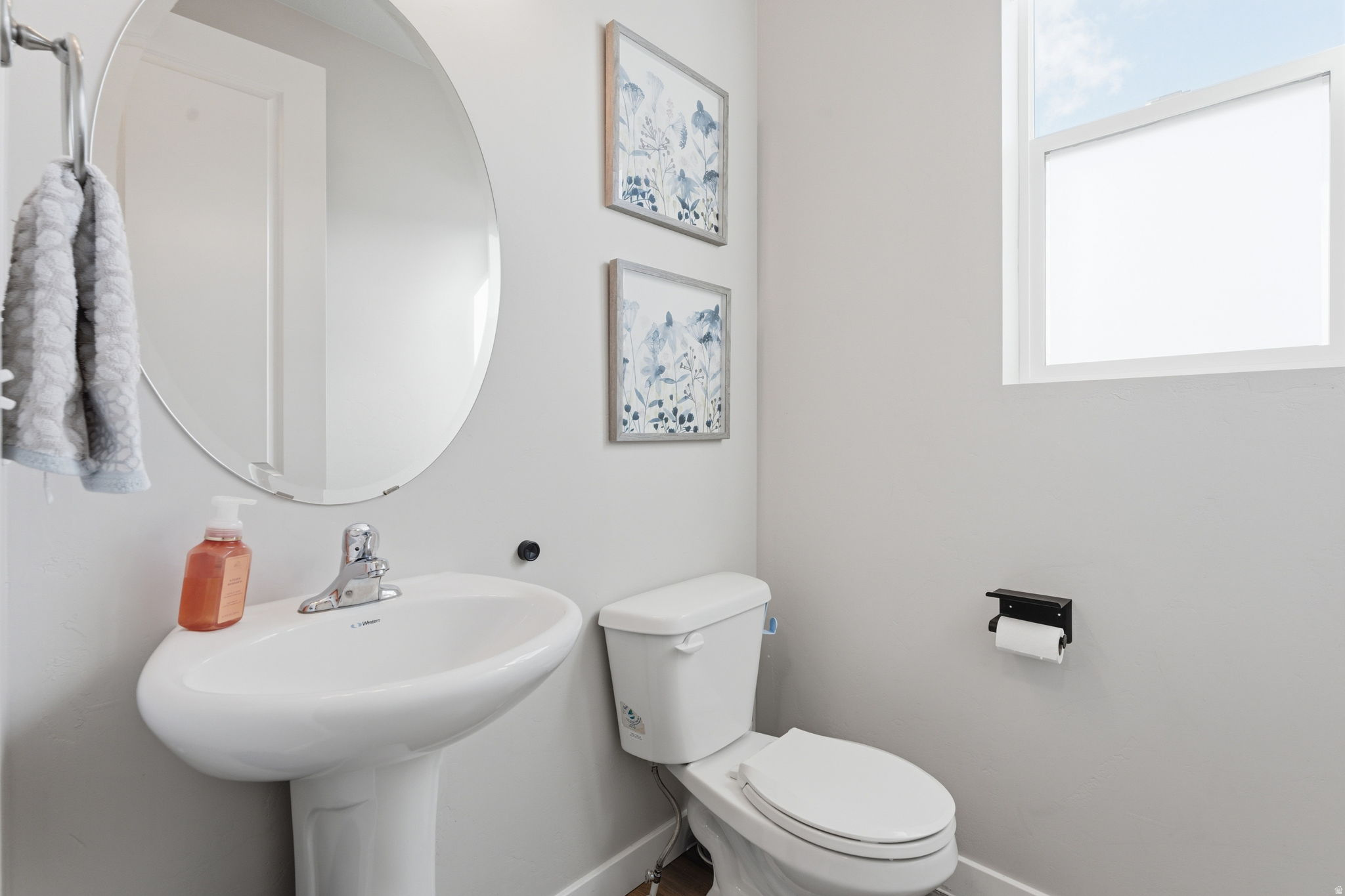 DAY RANCH ESTATES - Residential