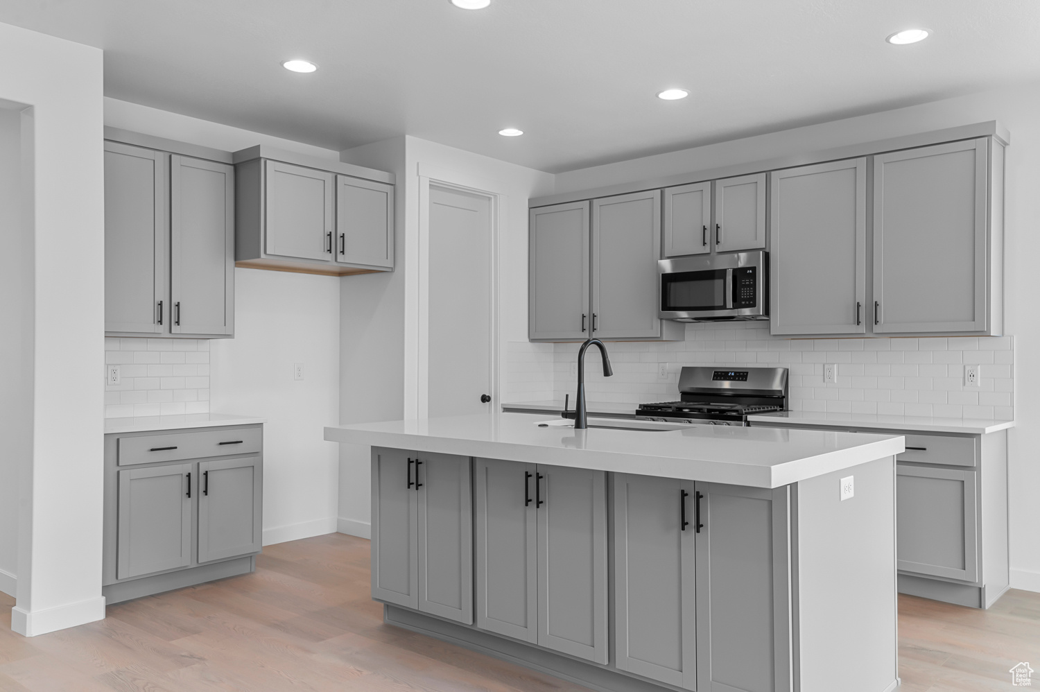 FAIRHAVEN 403 - Residential