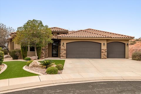 Photo of 870 N CATALPA DR, Washington, UT 84780 (MLS # 2137232)