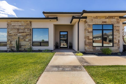 Tiny photo for 1525 W BELAYER DR, Saint George, UT 84770 (MLS # 2171448)