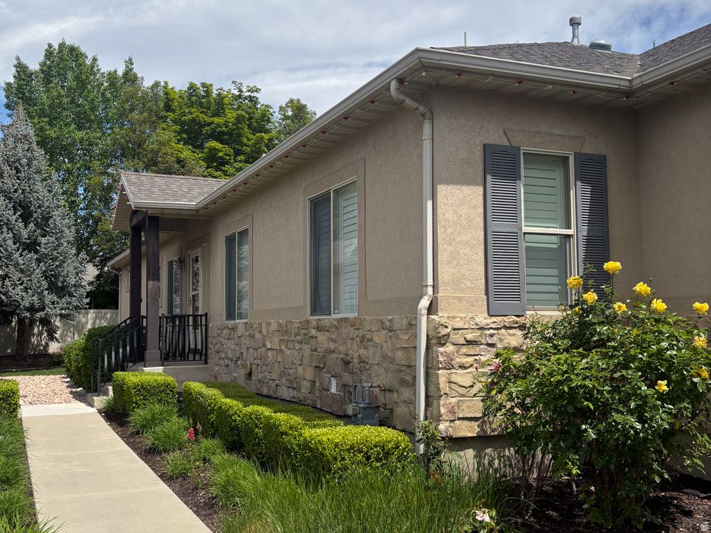 Photo of 928 W 20 N, Orem, UT 84057 (MLS # 2156891)