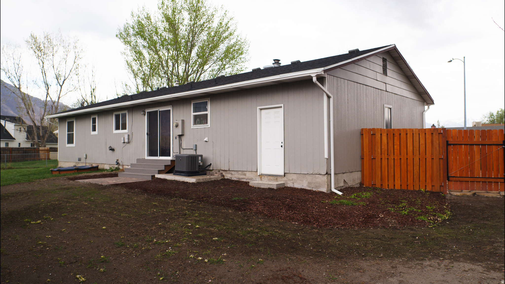 LAKEWOOD - Residential