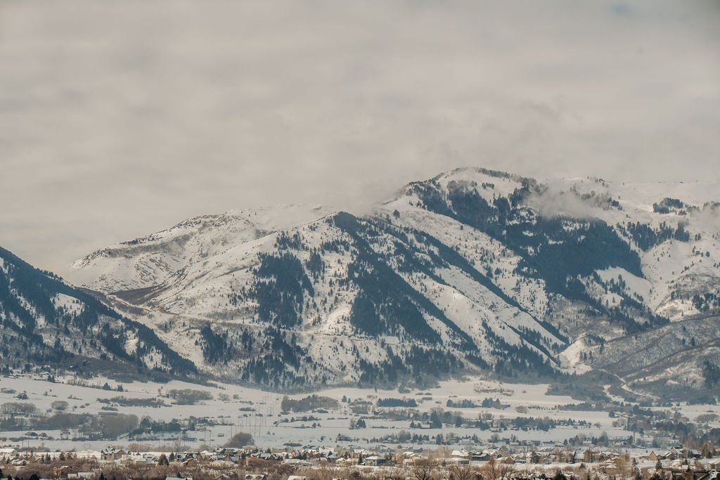 ELKHORN - Land