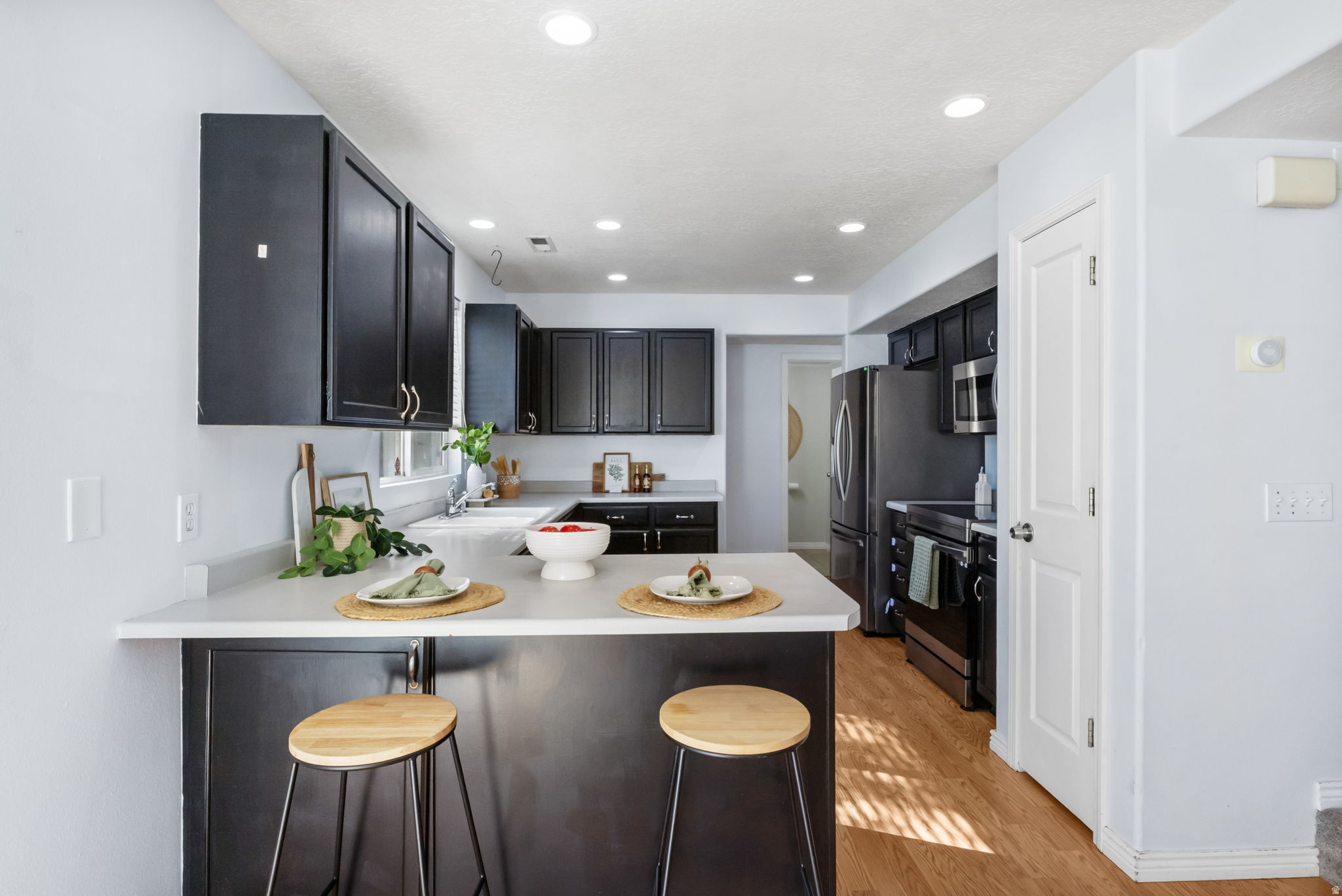 COUNTRY CROSSING - Residential