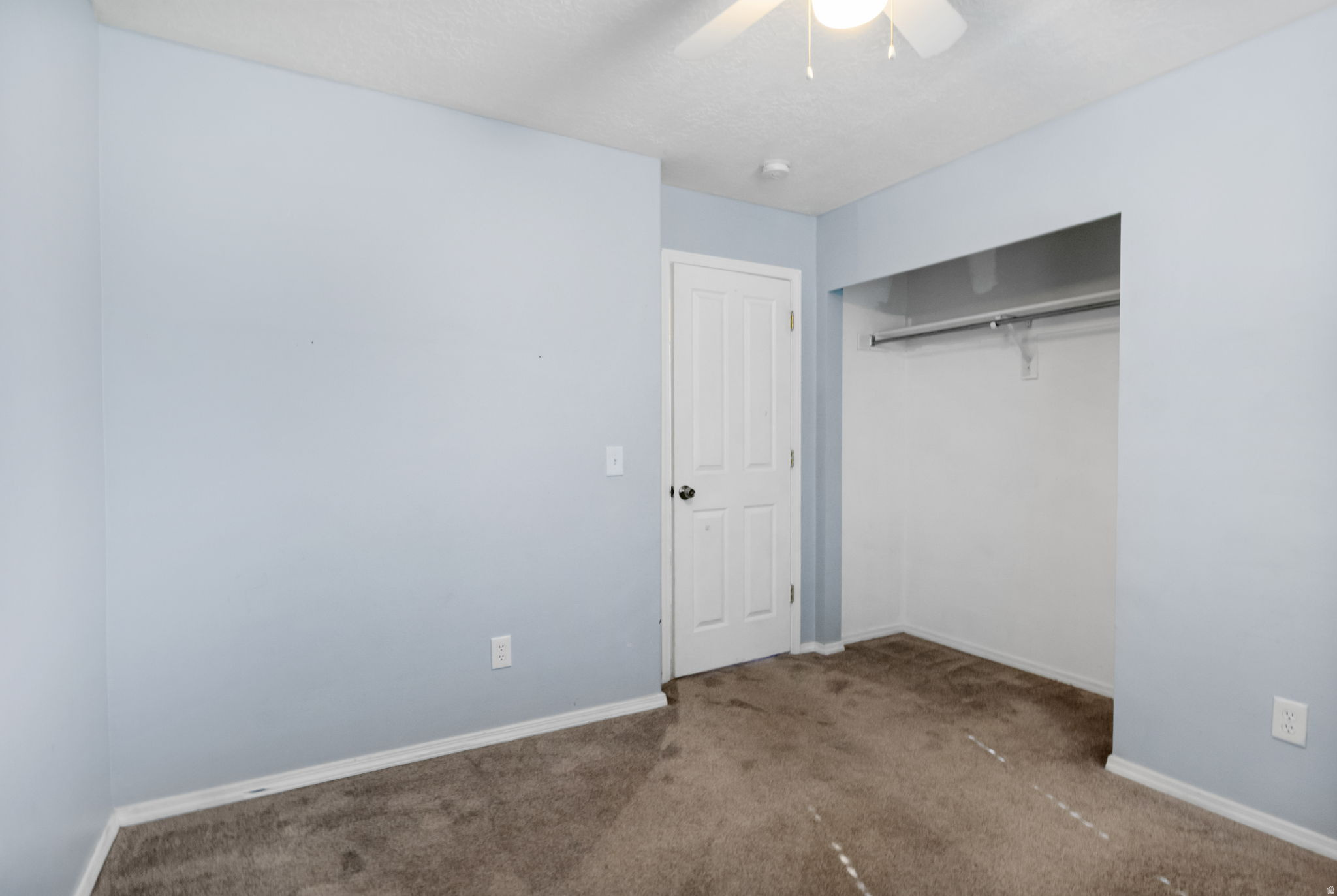 COUNTRY CROSSING - Residential