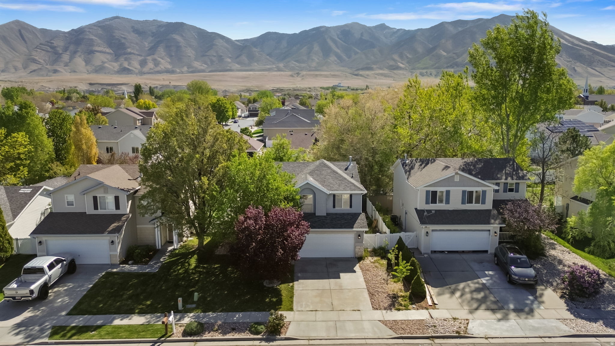 COUNTRY CROSSING - Residential