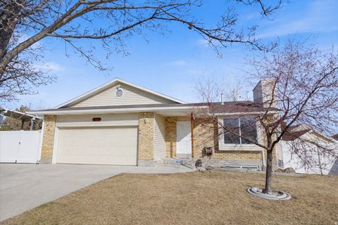 Photo of 5110 W CYCLAMEN WAY, West Jordan, UT 84081 (MLS # 2132261)