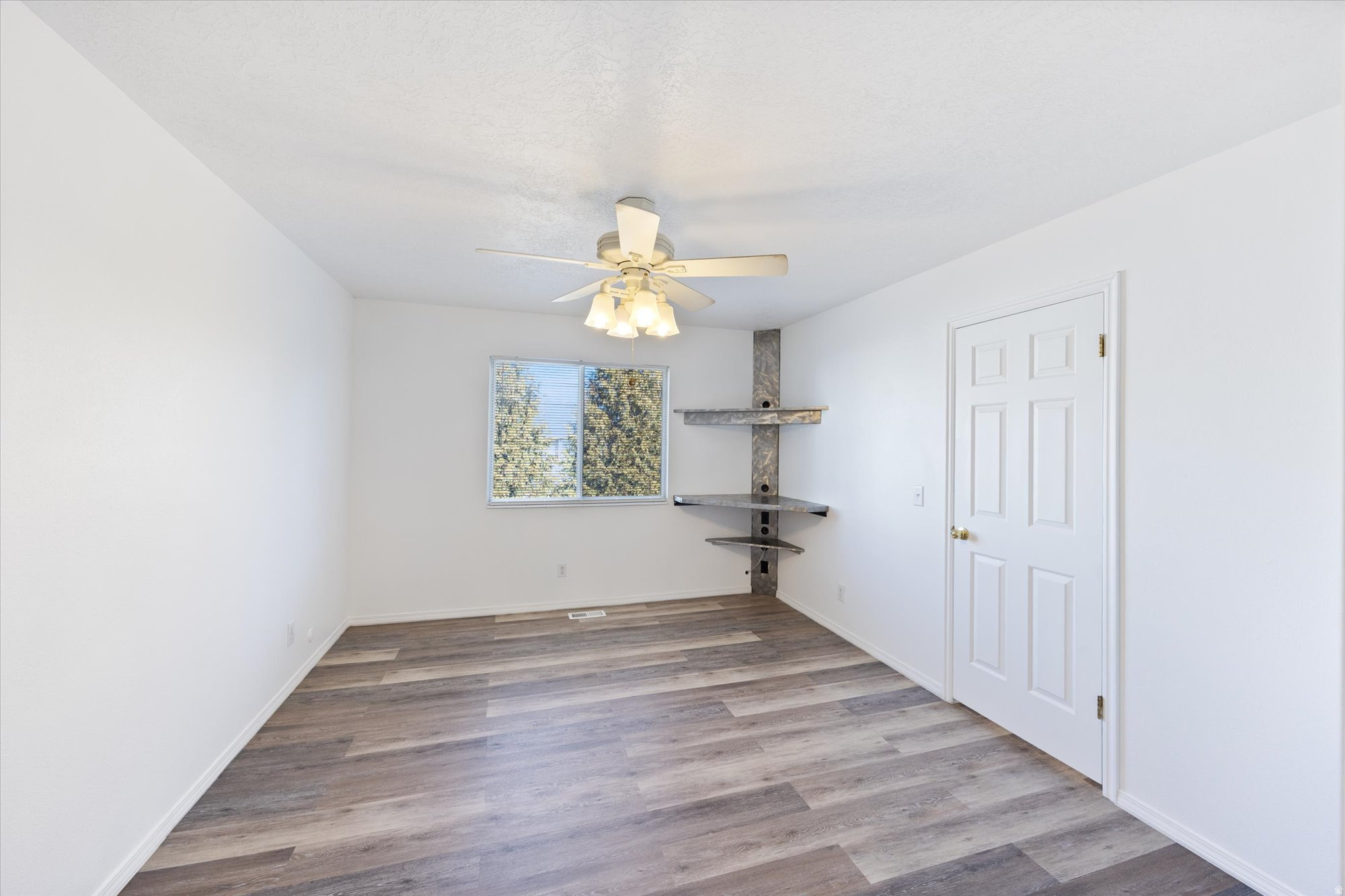 OQUIRRH SHADOWS - Residential