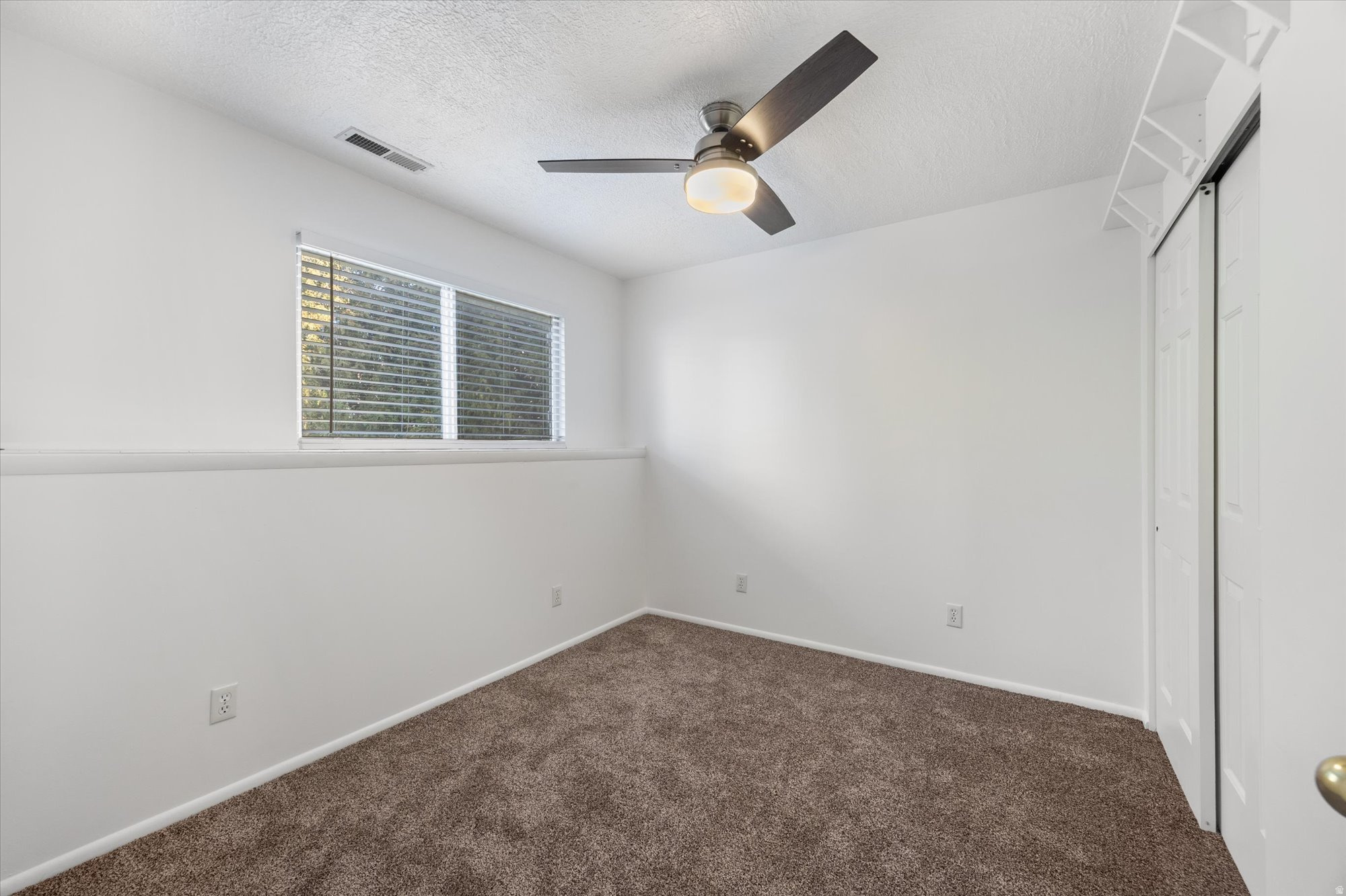 OQUIRRH SHADOWS - Residential