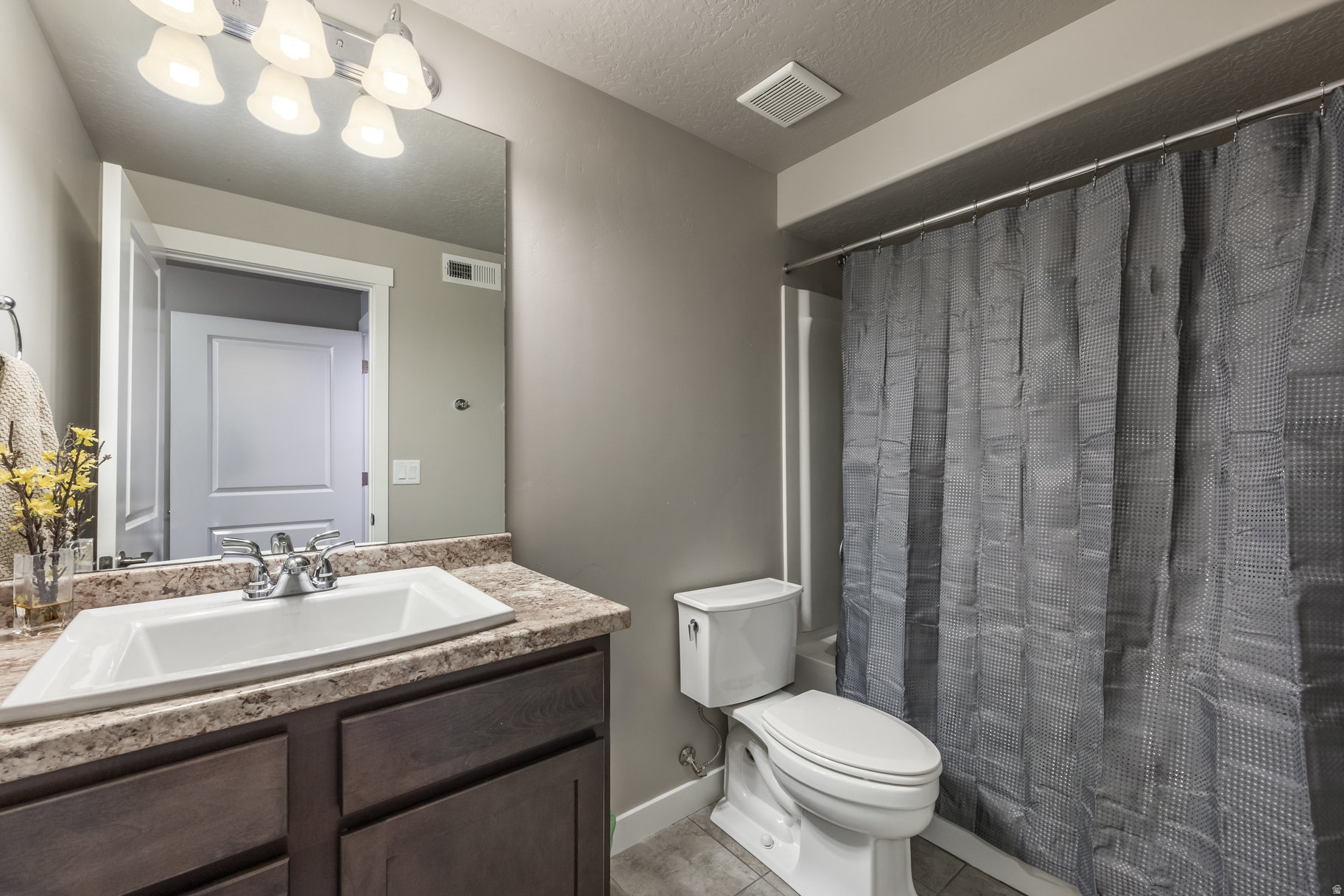 VALLEY STATION - Residential