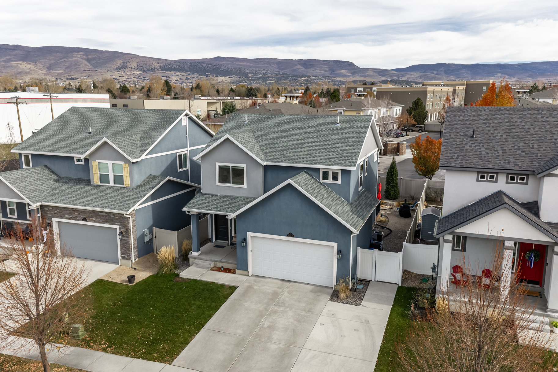 VALLEY STATION - Residential