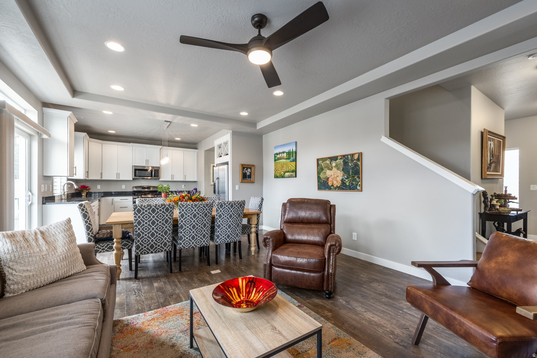 VALLEY STATION - Residential