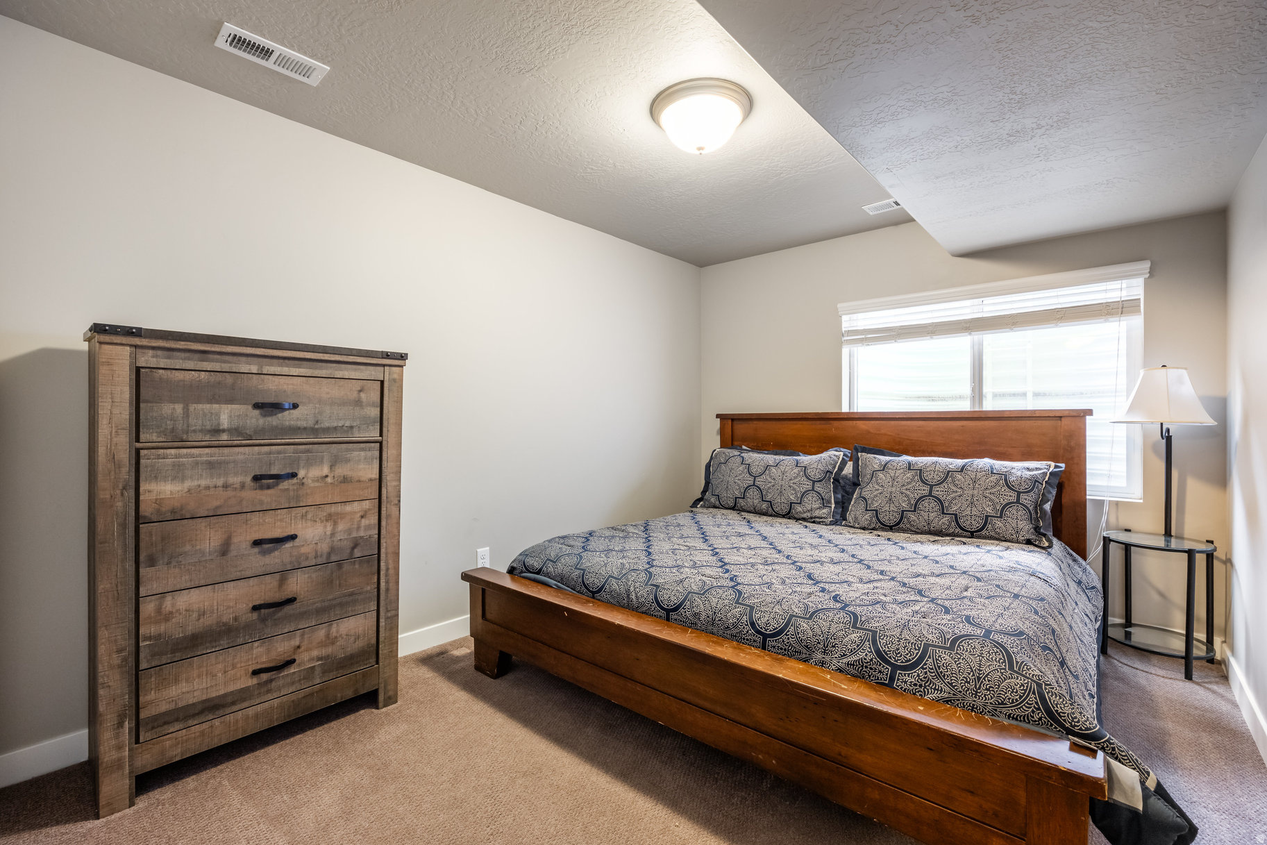 VALLEY STATION - Residential