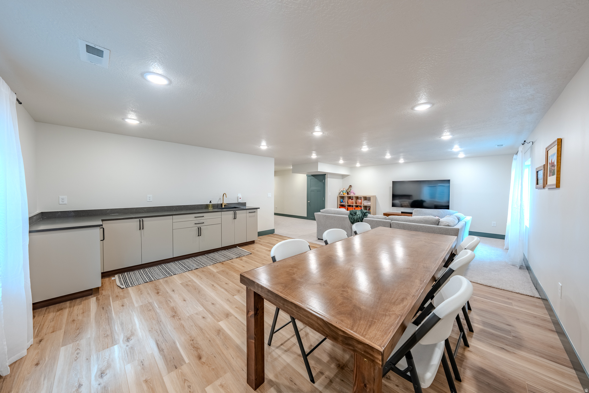 INDEPENDENCE VILLAGE - Residential