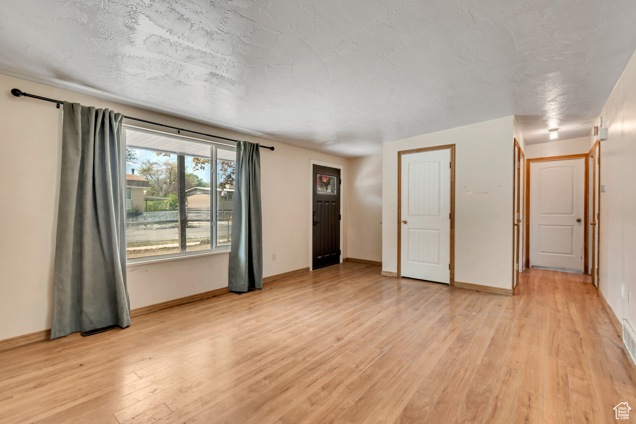 WESTERN - Residential