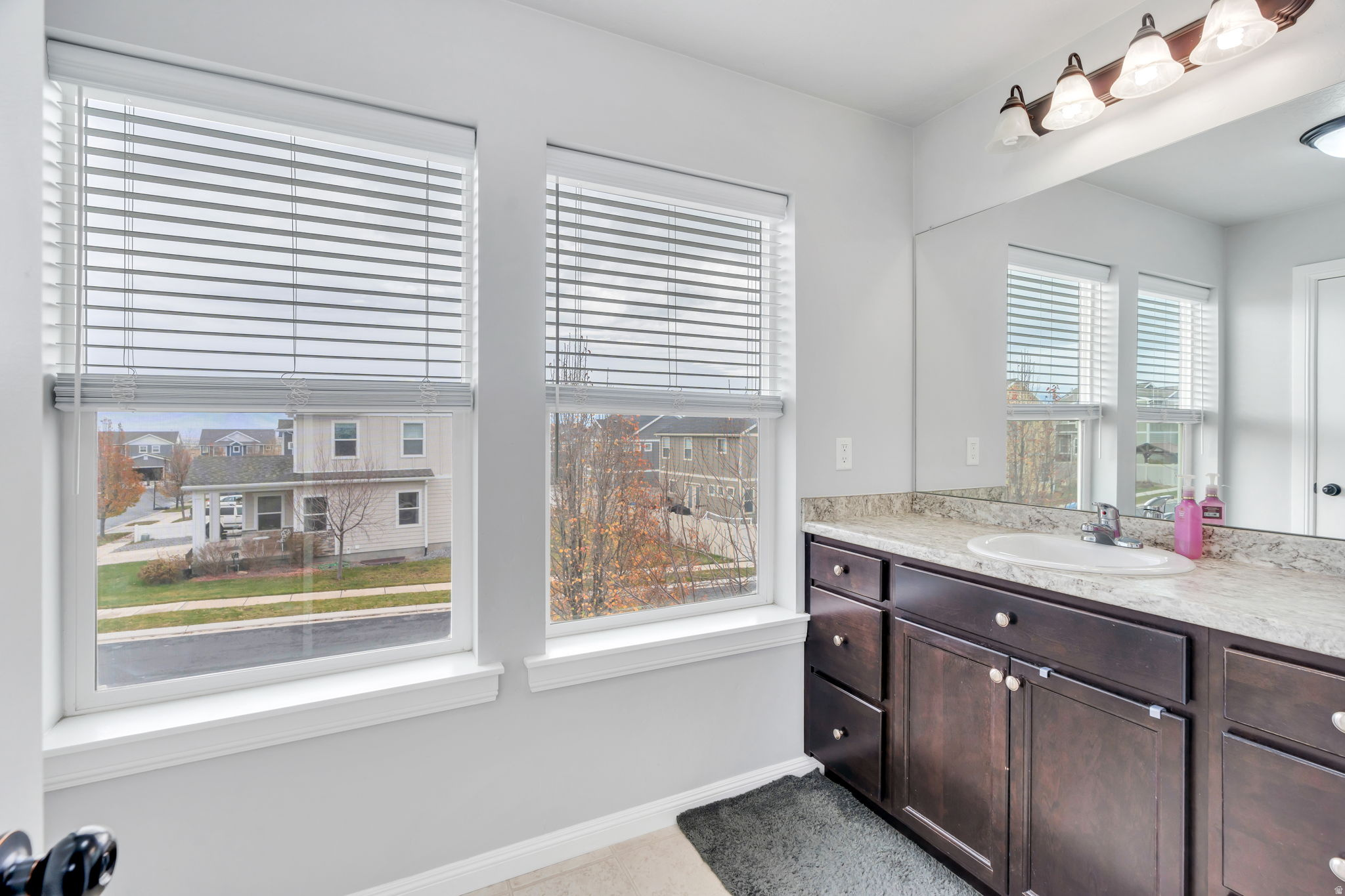 SILVERLAKE - Residential