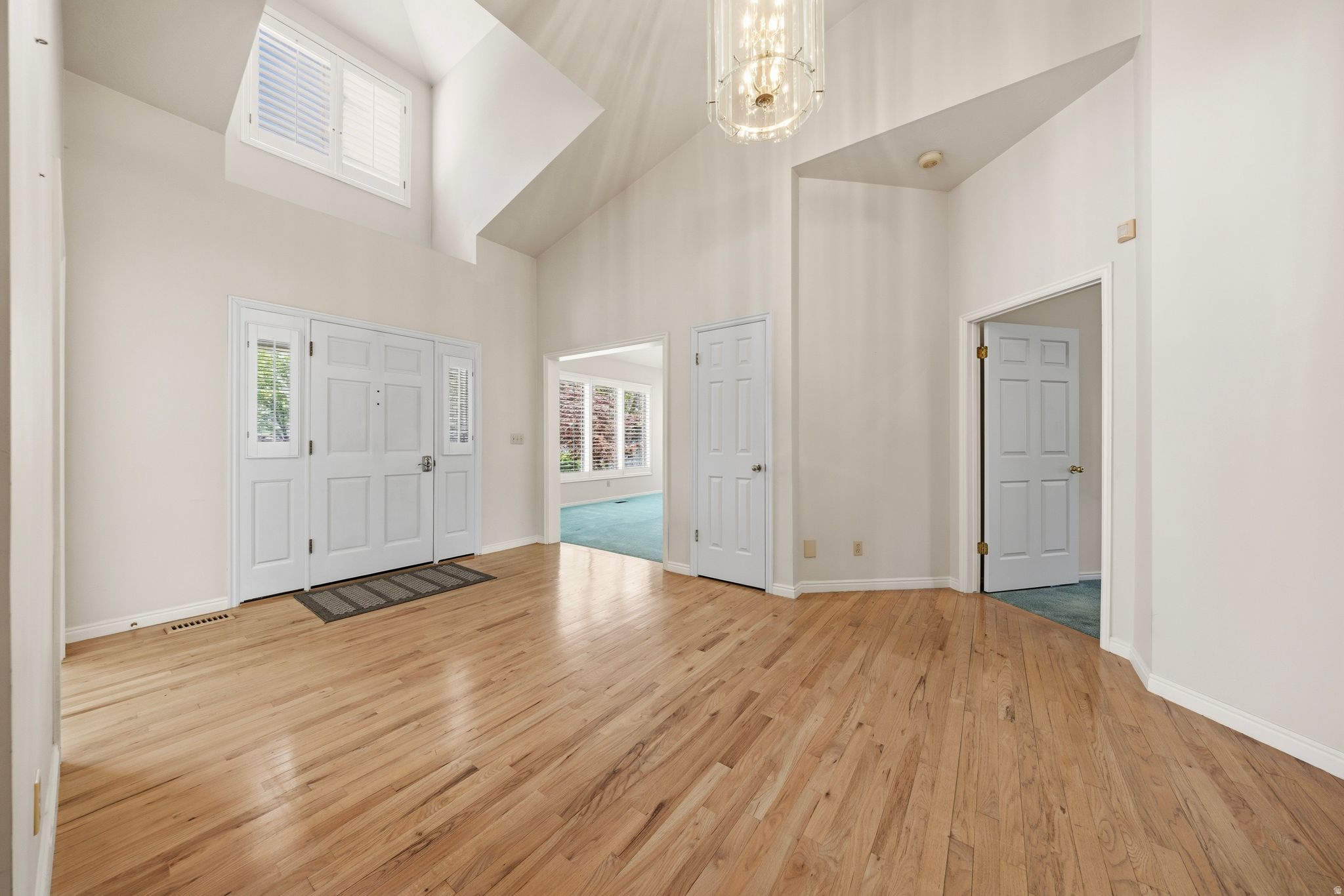 WILLOW CREEK - Residential