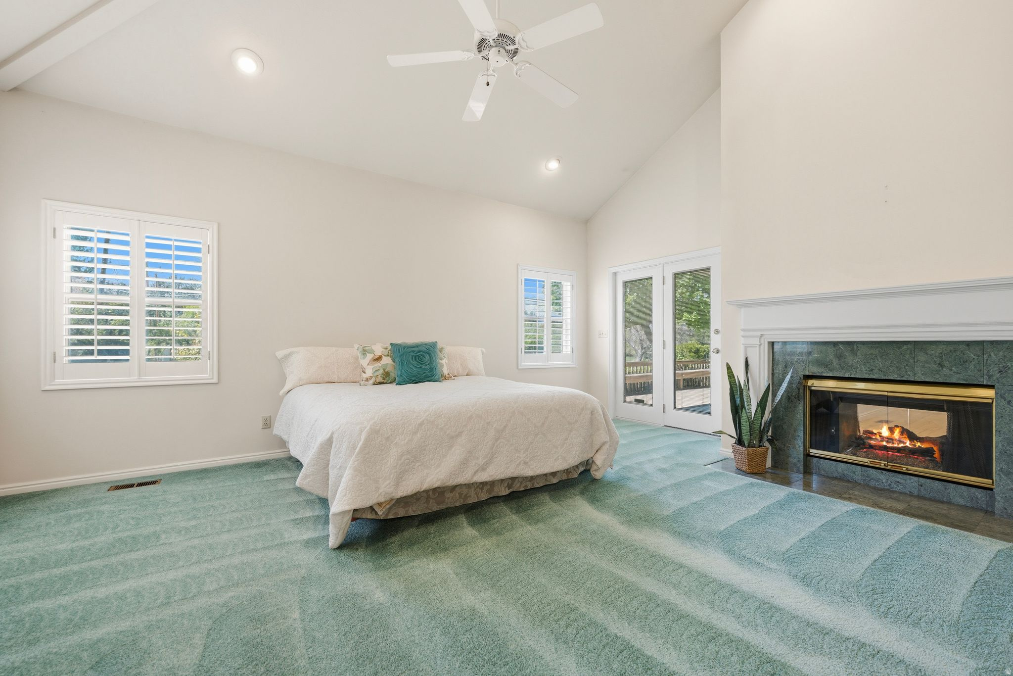 WILLOW CREEK - Residential