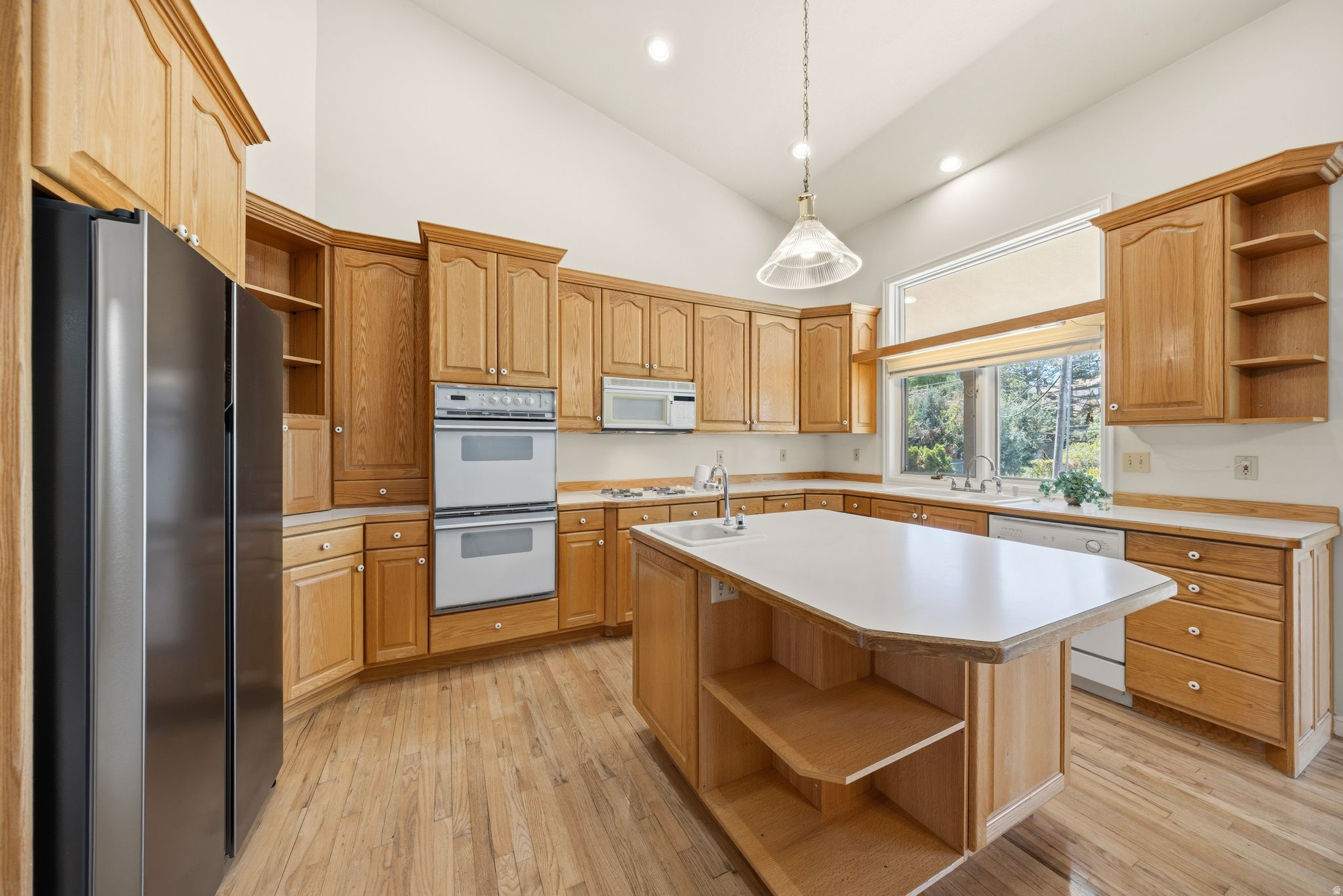 WILLOW CREEK - Residential