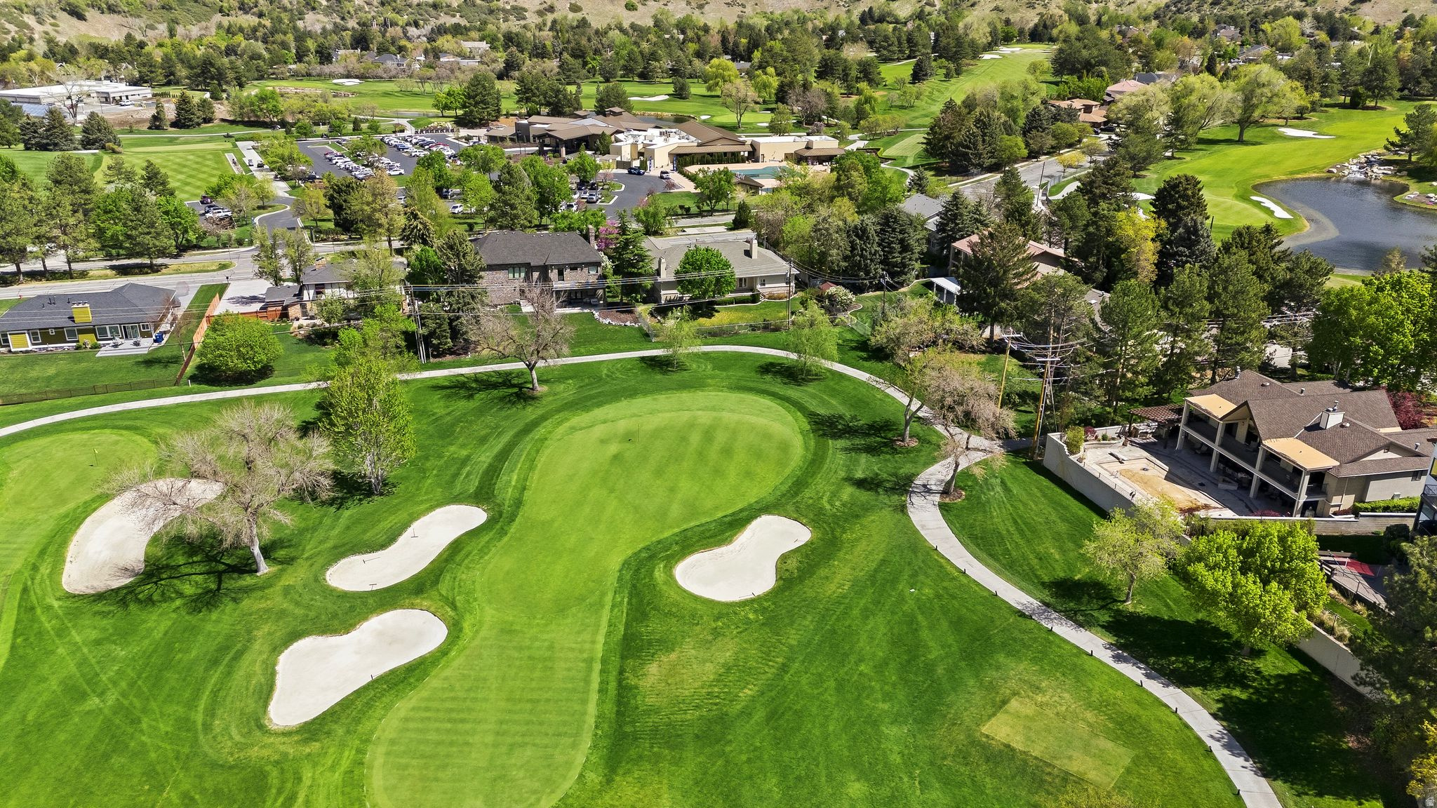 WILLOW CREEK - Residential