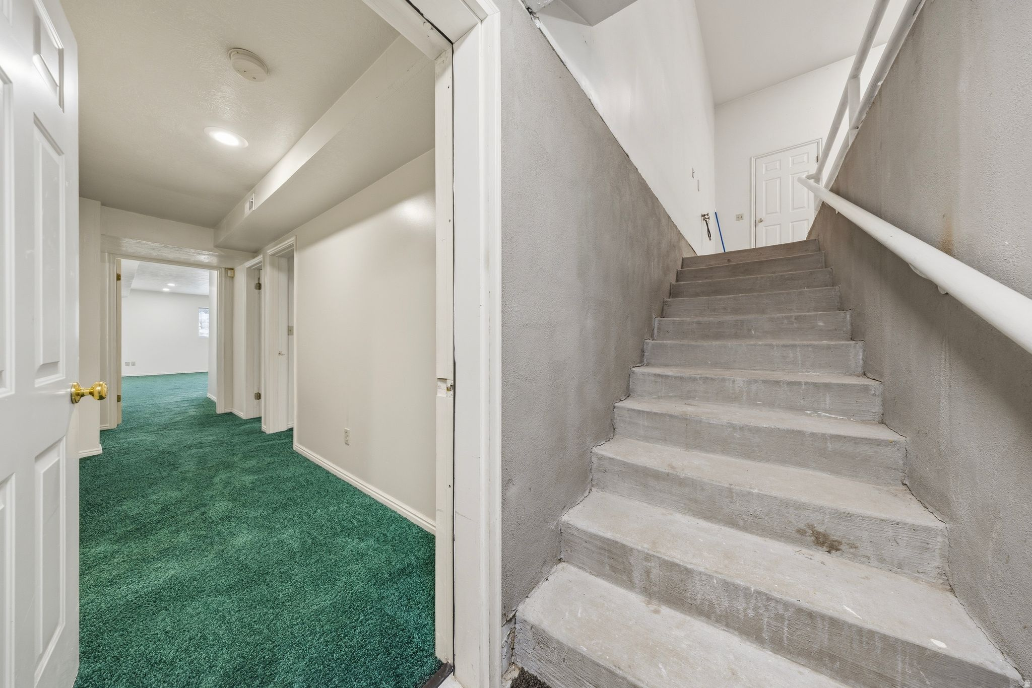 WILLOW CREEK - Residential