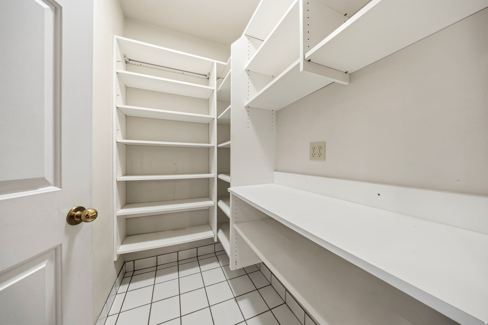 WILLOW CREEK - Residential