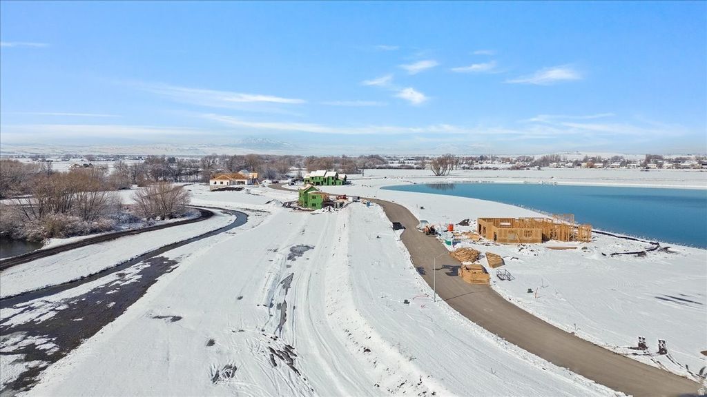 Photo of 1302 WILLOW LAKES DR #106, Logan, UT 84321 (MLS # 2138954)